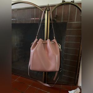 Micheal Kors bucket bag